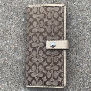 Coach wallet